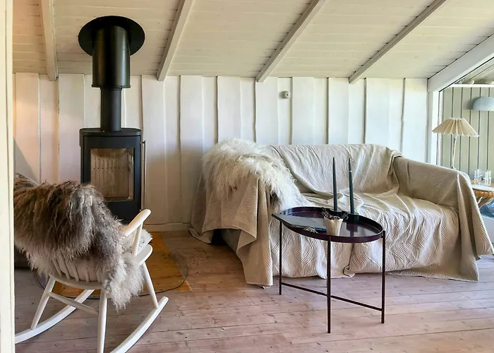 Kalmar House By Forest And In Lolland Дом отдыха