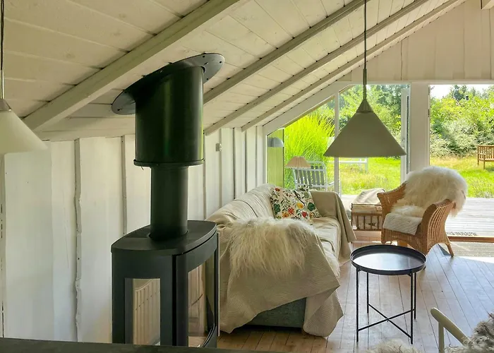 Kalmar House By Forest And In Lolland Дом отдыха *